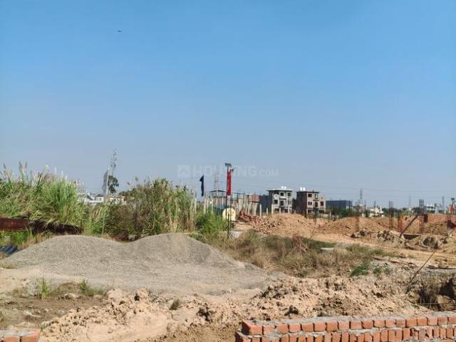 Residential Plot in Gazipur for resale Zirakpur. The reference number is 21348580