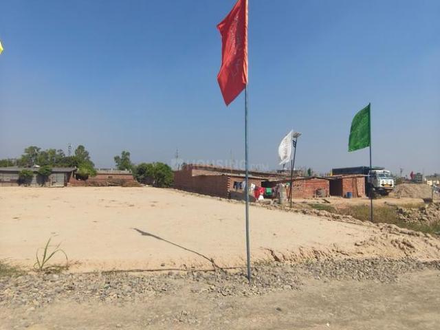 Residential Plot in Gazipur for resale Zirakpur. The reference number is 21348608