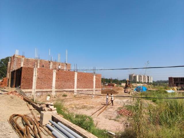 Residential Plot in Gazipur for resale Zirakpur. The reference number is 21338756