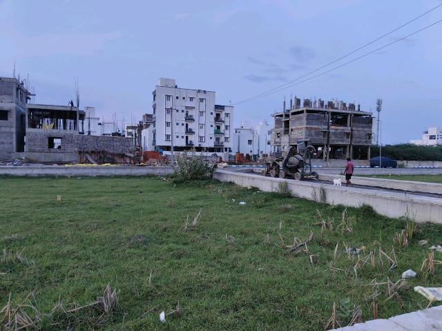 Residential Plot in Gerugambakkam for resale Chennai. The reference number is 19976309