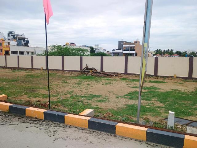 Residential Plot in Gerugambakkam for resale Chennai. The reference number is 20518409