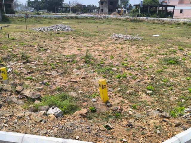 Residential Plot in Gerugambakkam for resale Chennai. The reference number is 20921542