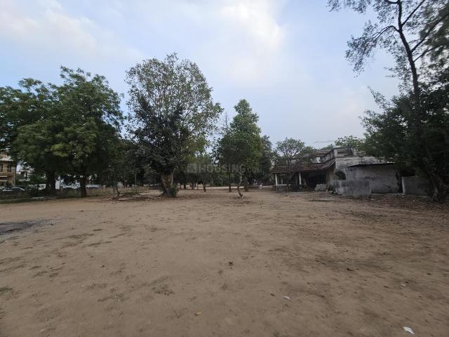 Residential Plot in Ghuma for resale Ahmedabad. The reference number is 20732582