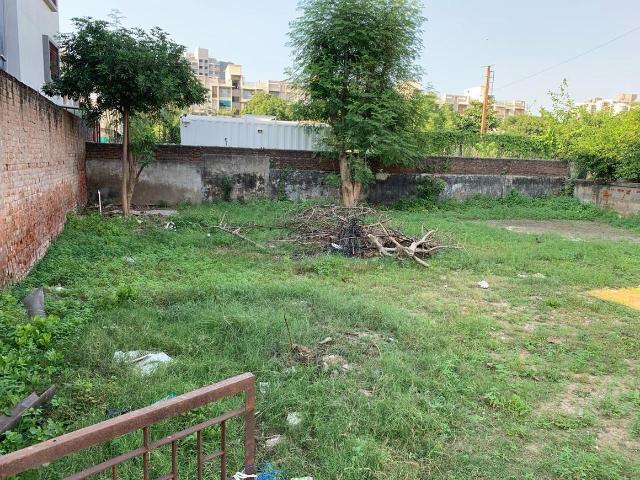 Residential Plot in Ghuma for resale Ahmedabad. The reference number is 20927512