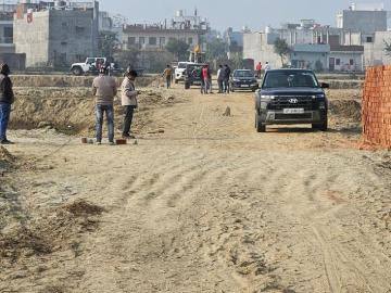 Residential Plot in Girdharpur Sunarasi for resale Ghaziabad. The reference number is 19392034