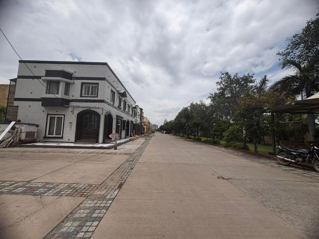 Residential Plot in Goda Vihar for resale Vrindavan. The reference number is 17584743