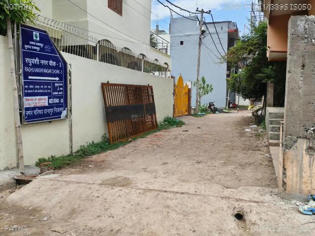 Residential Plot in Gola Road for resale Patna. The reference number is 21169134