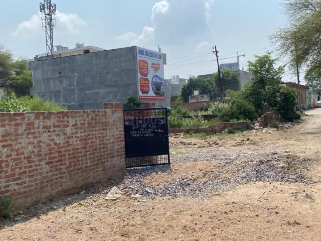 Residential Plot in Gomti Nagar Extension for resale Lucknow. The reference number is 20650133