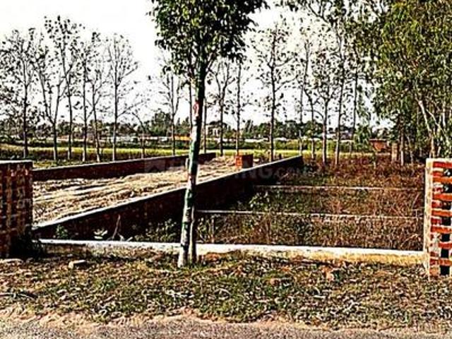 Residential Plot in Gomti Nagar Extension for resale Lucknow. The reference number is 20737012