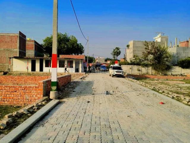 Residential Plot in Gomti Nagar Extension for resale Lucknow. The reference number is 21275218