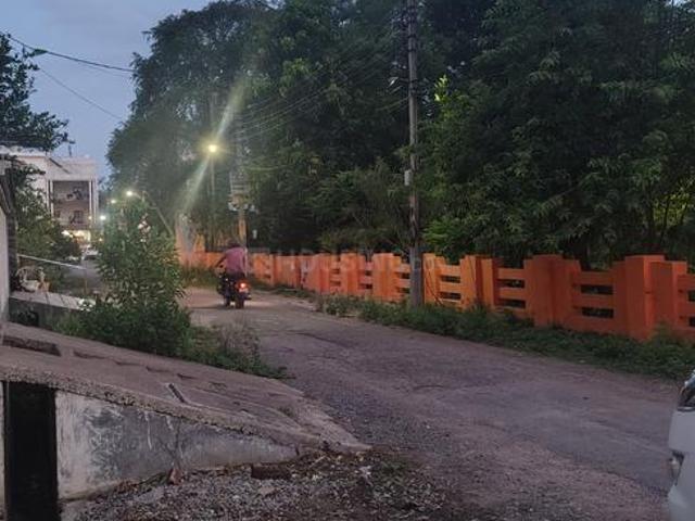 Residential Plot in Gomti Nagar for resale Lucknow. The reference number is 20184531