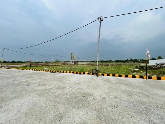 Residential Plot in Gomti Nagar for resale Lucknow. The reference number is 20223321