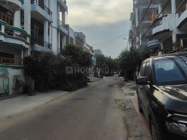 Residential Plot in Gomti Nagar for resale Lucknow. The reference number is 20835351
