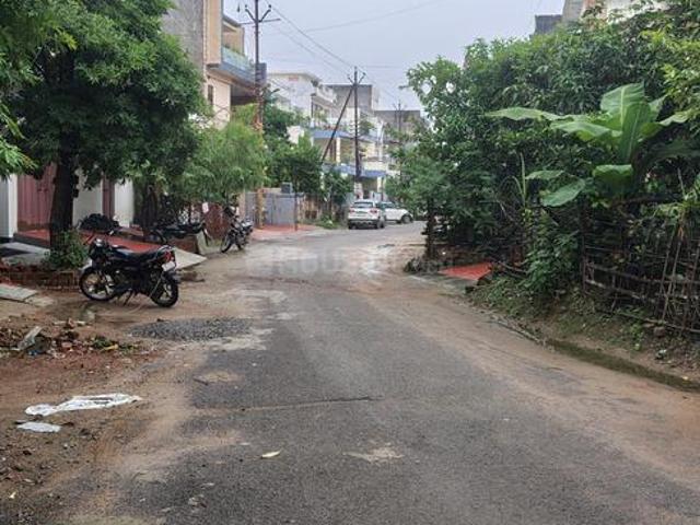 Residential Plot in Gomti Nagar for resale Lucknow. The reference number is 21047706