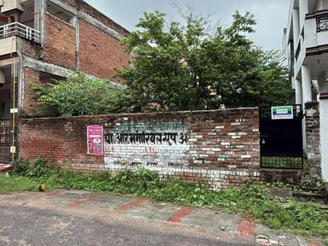 Residential Plot in Gomti Nagar for resale Lucknow. The reference number is 21012317