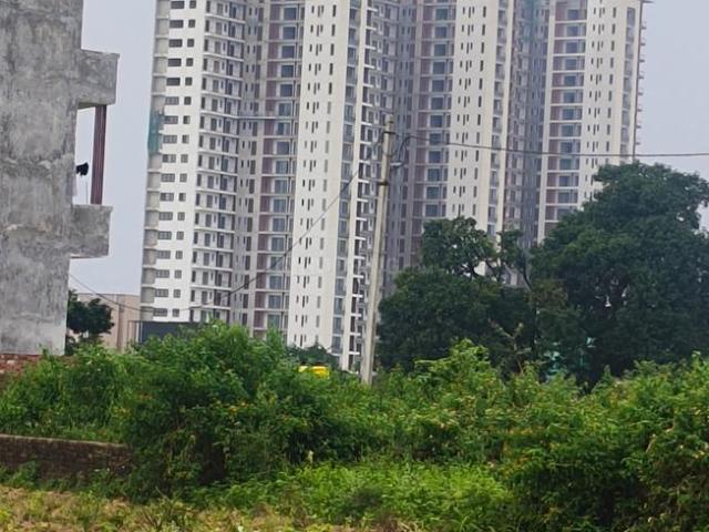 Residential Plot in Gomti Nagar for resale Lucknow. The reference number is 21148827