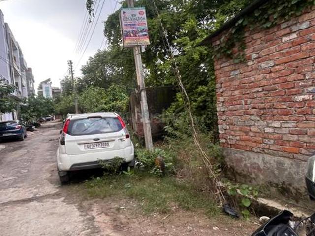 Residential Plot in Gomti Nagar for resale Lucknow. The reference number is 21207639