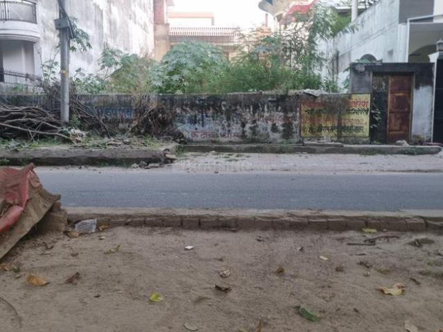 Residential Plot in Gomti Nagar for resale Lucknow. The reference number is 21340611