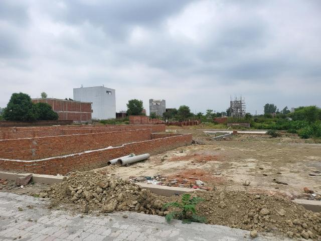 Residential Plot in Gomti Nagar for resale Lucknow. The reference number is 21314355