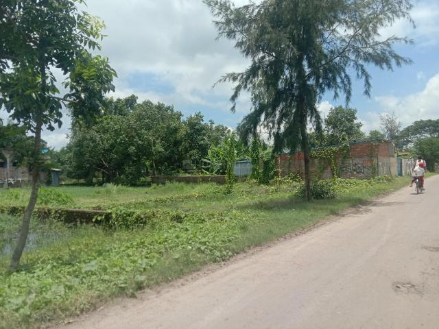 Residential Plot in A P Nagar for resale Kolkata. The reference number is 20764330