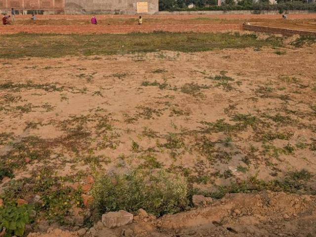 Residential Plot in Govardhan for resale Mathura. The reference number is 18856810