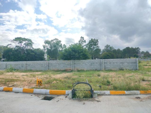 Residential Plot in Koppa Gate for resale Bengaluru. The reference number is 20969630