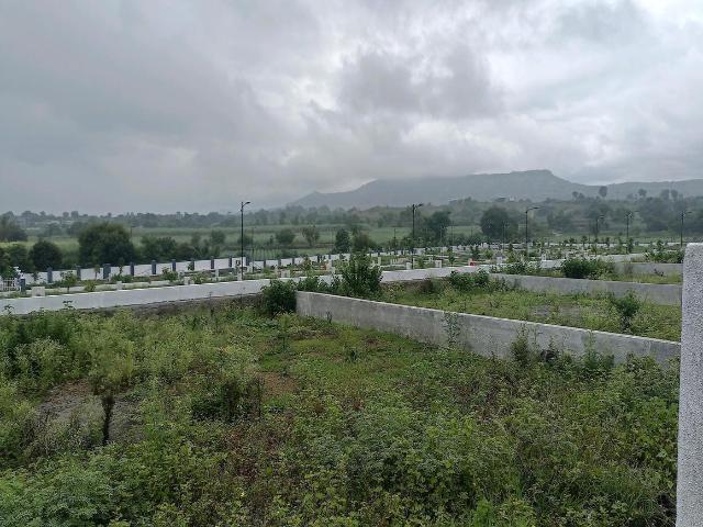 Residential Plot in Hadapsar for resale Pune. The reference number is 20835143