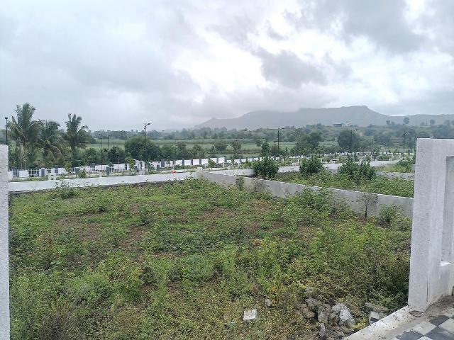 Residential Plot in Hadapsar for resale Pune. The reference number is 20835149