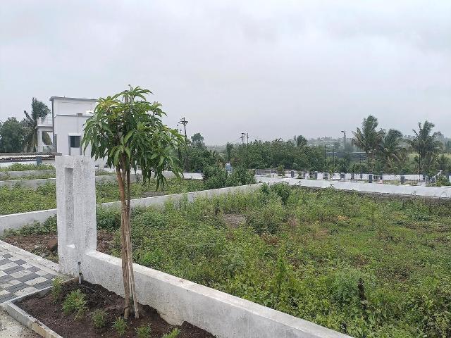 Residential Plot in Hadapsar for resale Pune. The reference number is 20835150