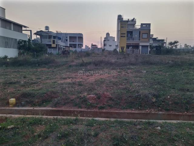 Residential Plot in Hanchya for resale Mysore. The reference number is 21083598