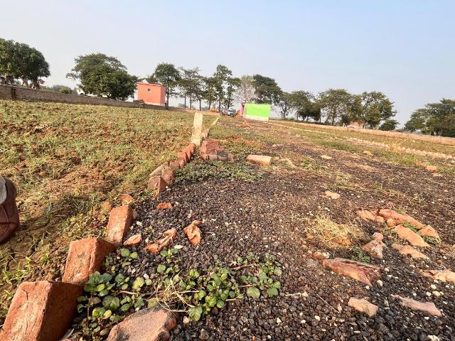 Residential Plot in Hanuman Nagar for resale Patna. The reference number is 18970544