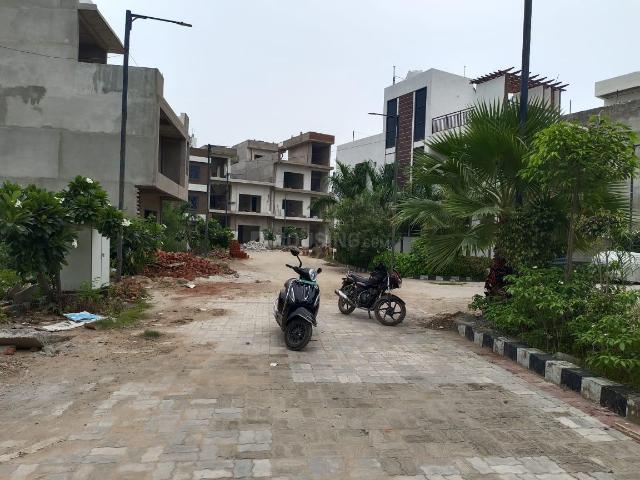 Residential Plot in Hasanpur Khevali for resale Lucknow. The reference number is 20998128