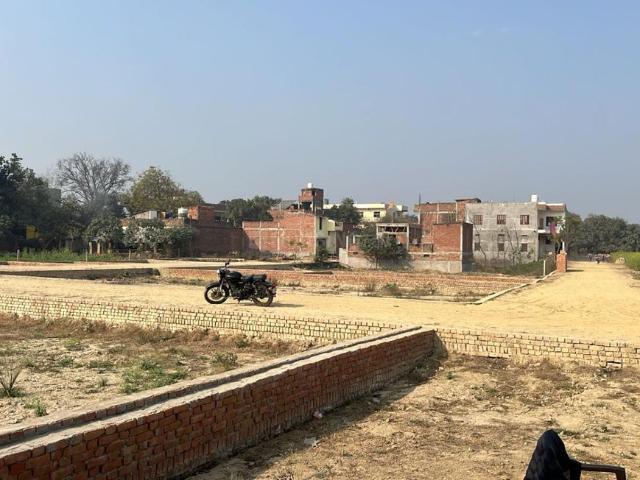 Residential Plot in Harhua for resale Varanasi. The reference number is 18315859
