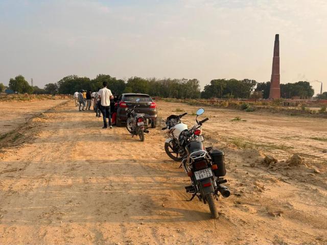 Residential Plot in Harhua for resale Varanasi. The reference number is 20776472