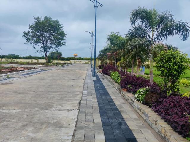Residential Plot in Hatod for resale Indore. The reference number is 9563877