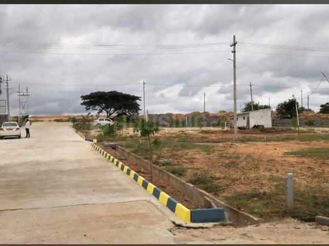 Residential Plot in Hejjala for resale Bengaluru. The reference number is 21129511
