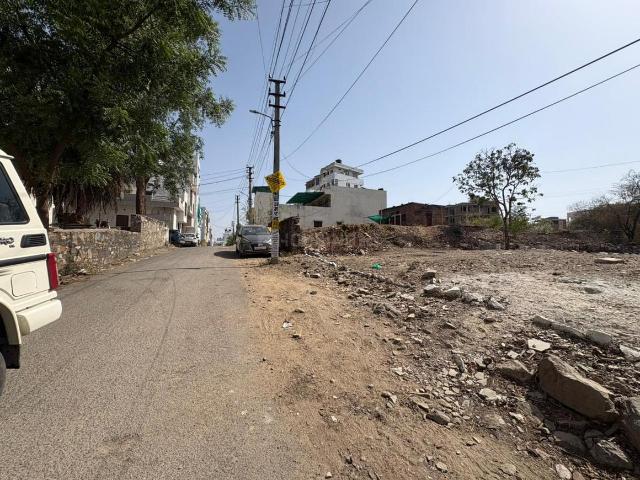 Residential Plot in Hiran Magri for resale Udaipur. The reference number is 20352167
