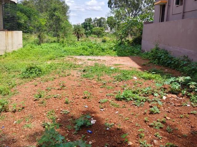 Residential Plot in HMT Housing Colony for resale Bengaluru. The reference number is 20524348