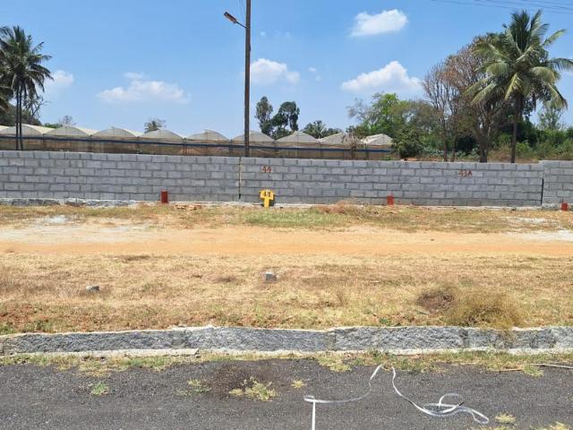 Residential Plot in Hompalaghatta for resale Bengaluru. The reference number is 20442963