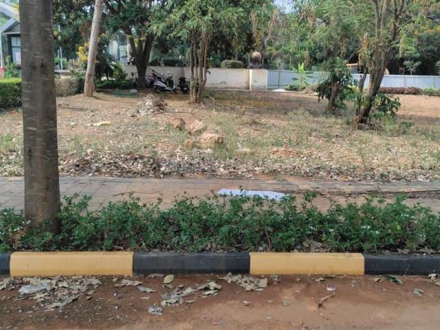Residential Plot in Hosahalli for resale Bengaluru. The reference number is 20314031