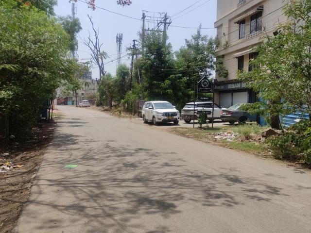 Residential Plot in Hoshangabad Road for resale Bhopal. The reference number is 20144181