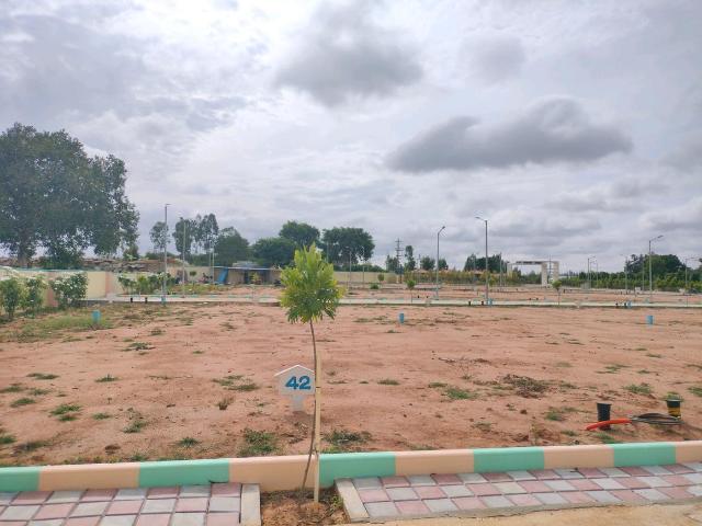 Residential Plot in Hoskote for resale Bengaluru. The reference number is 20555021