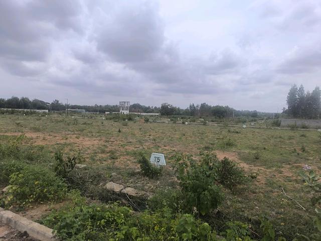 Residential Plot in Hoskote for resale Bengaluru. The reference number is 20663591