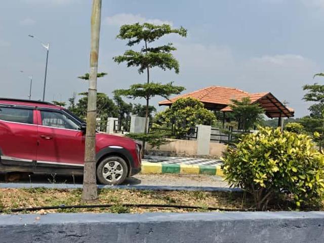 Residential Plot in Ibrahimpatnam for resale Hyderabad. The reference number is 19127723