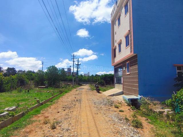 Residential Plot in Iggalur for resale Bengaluru. The reference number is 21153827