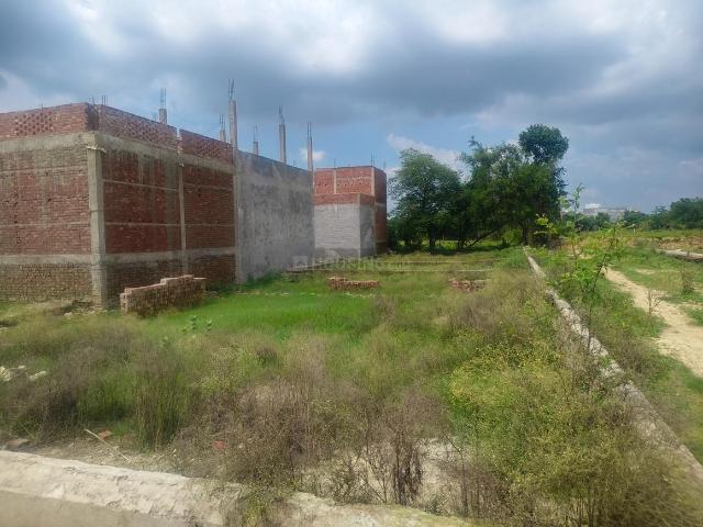 Residential Plot in Indira Nagar for resale Lucknow. The reference number is 21335304
