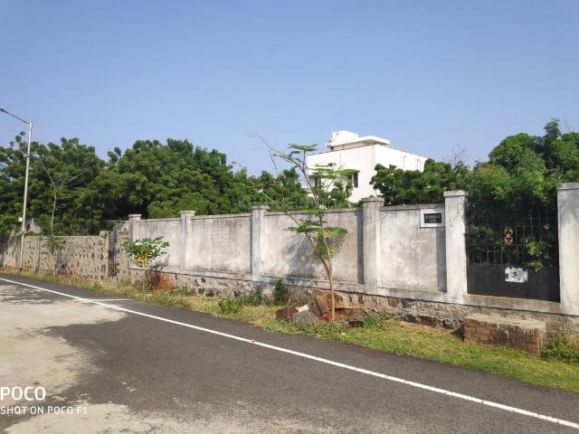 Residential Plot in Injambakkam for resale Chennai. The reference number is 14346598