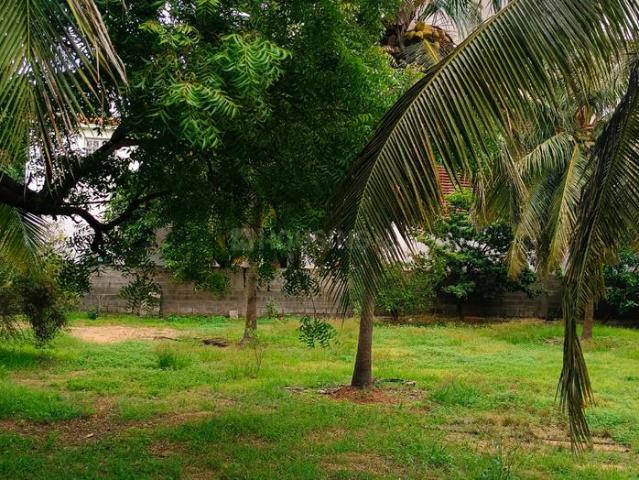 Residential Plot in Injambakkam for resale Chennai. The reference number is 14985105