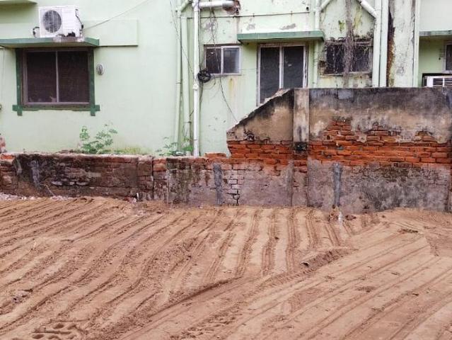 Residential Plot in Injambakkam for resale Chennai. The reference number is 15150880