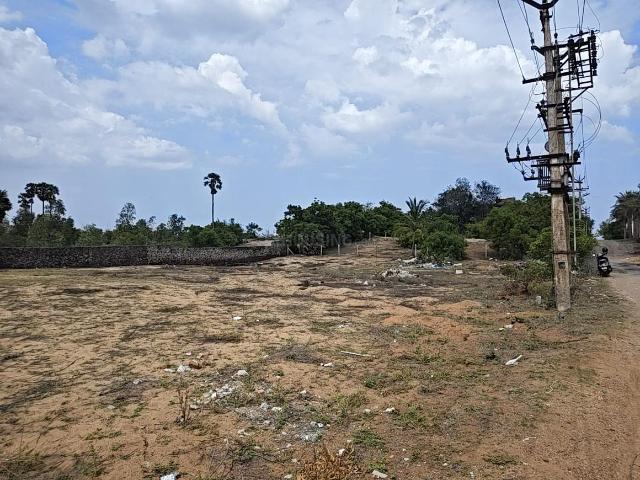Residential Plot in Injambakkam for resale Chennai. The reference number is 20847633